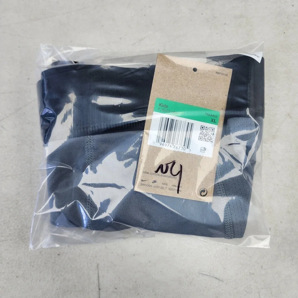 Nike sz xl